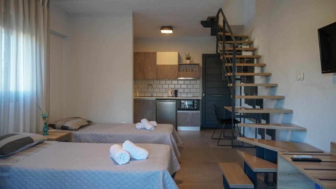 Enalia Luxury Living Appartement Nikiti  Buitenkant foto