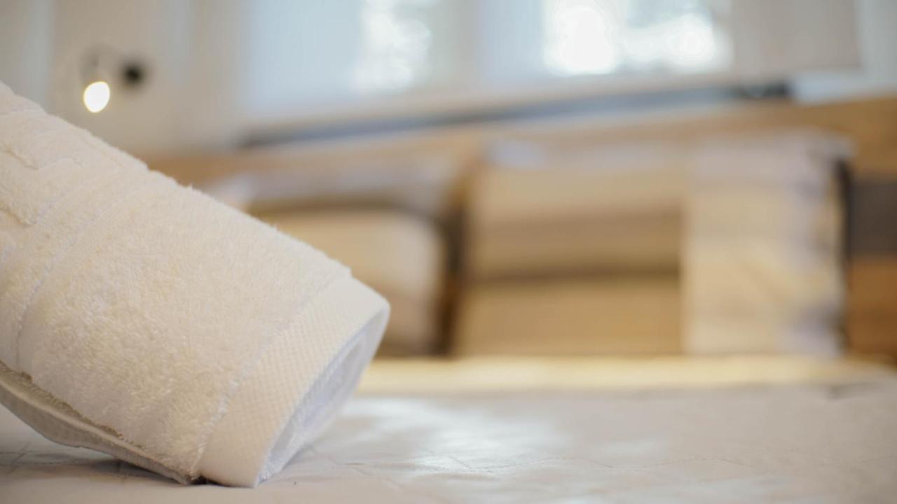 Enalia Luxury Living Appartement Nikiti  Buitenkant foto