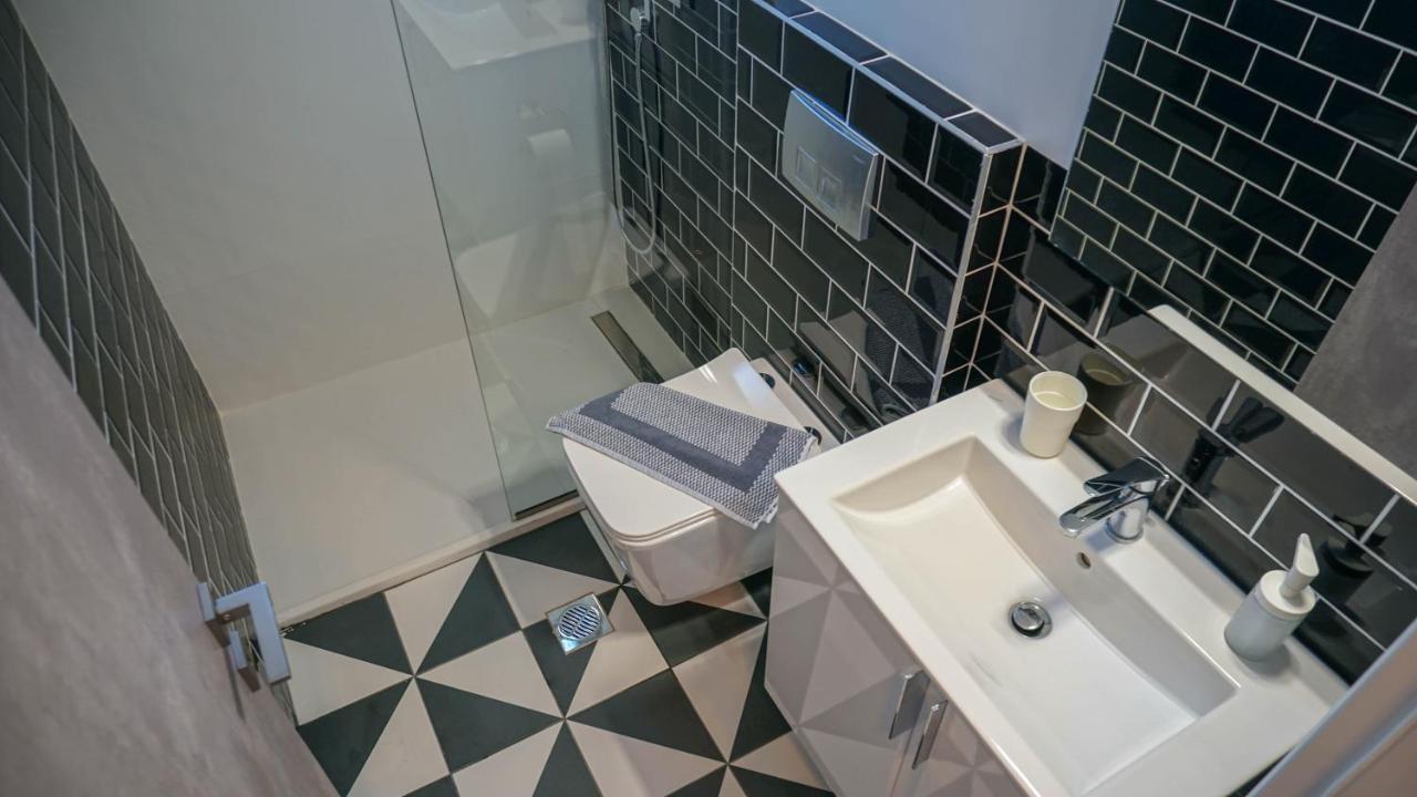 Enalia Luxury Living Appartement Nikiti  Buitenkant foto