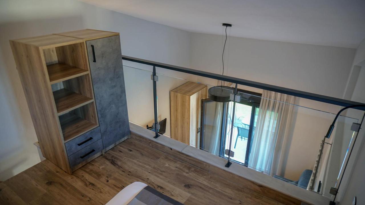 Enalia Luxury Living Appartement Nikiti  Buitenkant foto